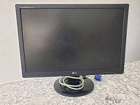 Front view of LG Flatron monitor on stand