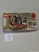 Front of sealed LEGO 40410 box showing set image and piece count