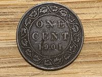 Reverse of 1901 Canadian one cent coin showing denomination and date