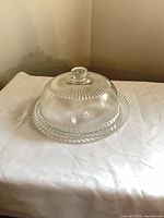 cake plate with dome assembled
