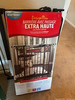 Retail box for Carlson DesignPaw Extra Haute Extra Tall pet gate