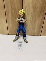 Front view of Banpresto Vegeta 2D figure standing