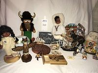 Group overview of all international souvenirs