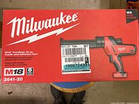 Retail box showing Milwaukee branding, model and specs