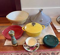 Group view of all items in lot