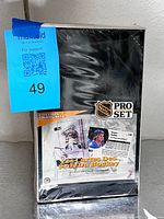 Front view of sealed NHL Pro Set 36-pack box