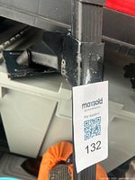 Crossbar end with attached 400X foot