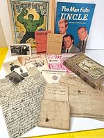 Overview of all papers, books, photograph and letters
