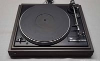 Top view of Dual 505 turntable showing platter, tonearm, controls