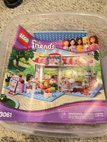 Instruction booklet cover for LEGO Friends City Park Café 3061