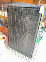 Crate panels folded with plastic tray