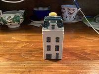 Front view of ceramic KLM Delft Blue house