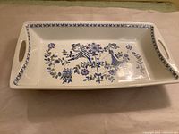 Top view showing pattern and handles