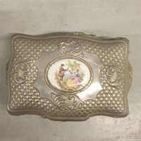 Top view showing overall shape, relief pattern and porcelain plaque