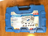 Closed Mastercraft case showing label with 95 pieces note