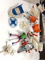 Overview of all Major Matt Mason parts on table