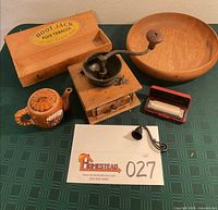 Overview of all six items arranged on table