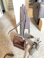 Group shot showing wagon jack, scale, beverage caddy