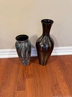 Both vases side by side full view