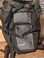 Full view of one Axiom pannier showing size, color and features