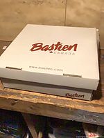 Original Bastien Canada shoe box closed