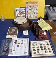 Full lot overview on table