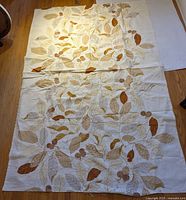 Full view of one panel showing overall pattern and condition