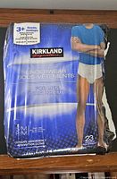 Front of one Kirkland Signature pack showing product details