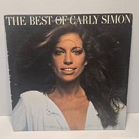 Front cover of The Best Of Carly Simon LP showing sleeve condition