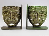 Front view of both tribal mask bookends
