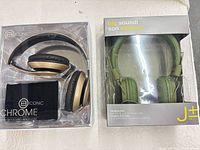 Both headphone boxes side by side