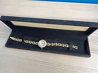 Watch in open presentation box