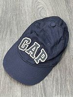 Front view showing GAP logo and color