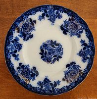 Front view of flow blue plate