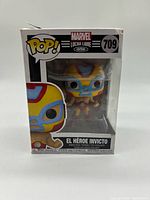 Front of boxed Funko Pop #709 El Héroe Invicto