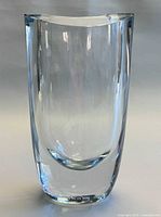 Full front view of clear Strömbergshyttan vase