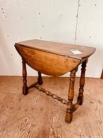 Overall view, one leaf down