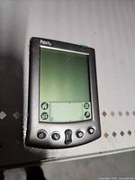 Front view of Palm Vx showing screen and control buttons