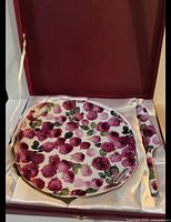 Platter and server inside presentation box showing complete set