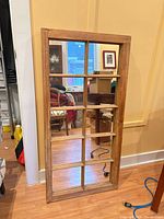 Front view showing full mirror and pane configuration