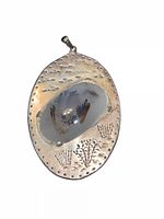 Front view showing agate and textured silver frame