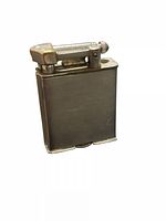 Front view of Parker Roller Beacon lighter closed