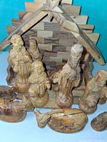 Full set with stable and figures arranged