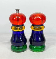 Front view of pepper mill and salt shaker