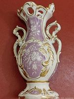 Full view of vase front