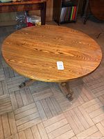 Top view of oak round coffee table