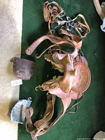 Top view of saddle, bridle parts and pouches