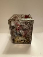 Front view of rectangular resin vessel