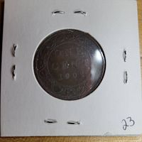 Reverse of 1902 Canadian Large Cent in flip, denomination and date visible