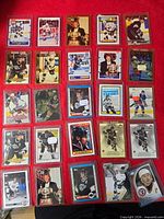 All 25 Wayne Gretzky cards displayed in five-by-five grid